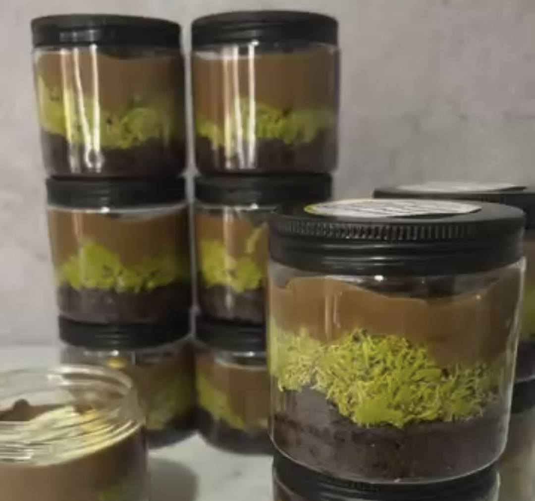 Dubai Fudge Cake Jars