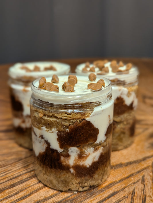 Cinnamon Roll Cake Jar