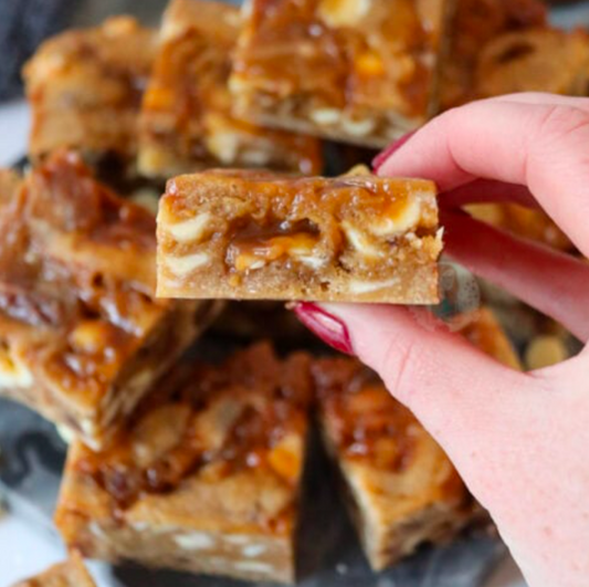 Baked Blondies (pick your flavor)